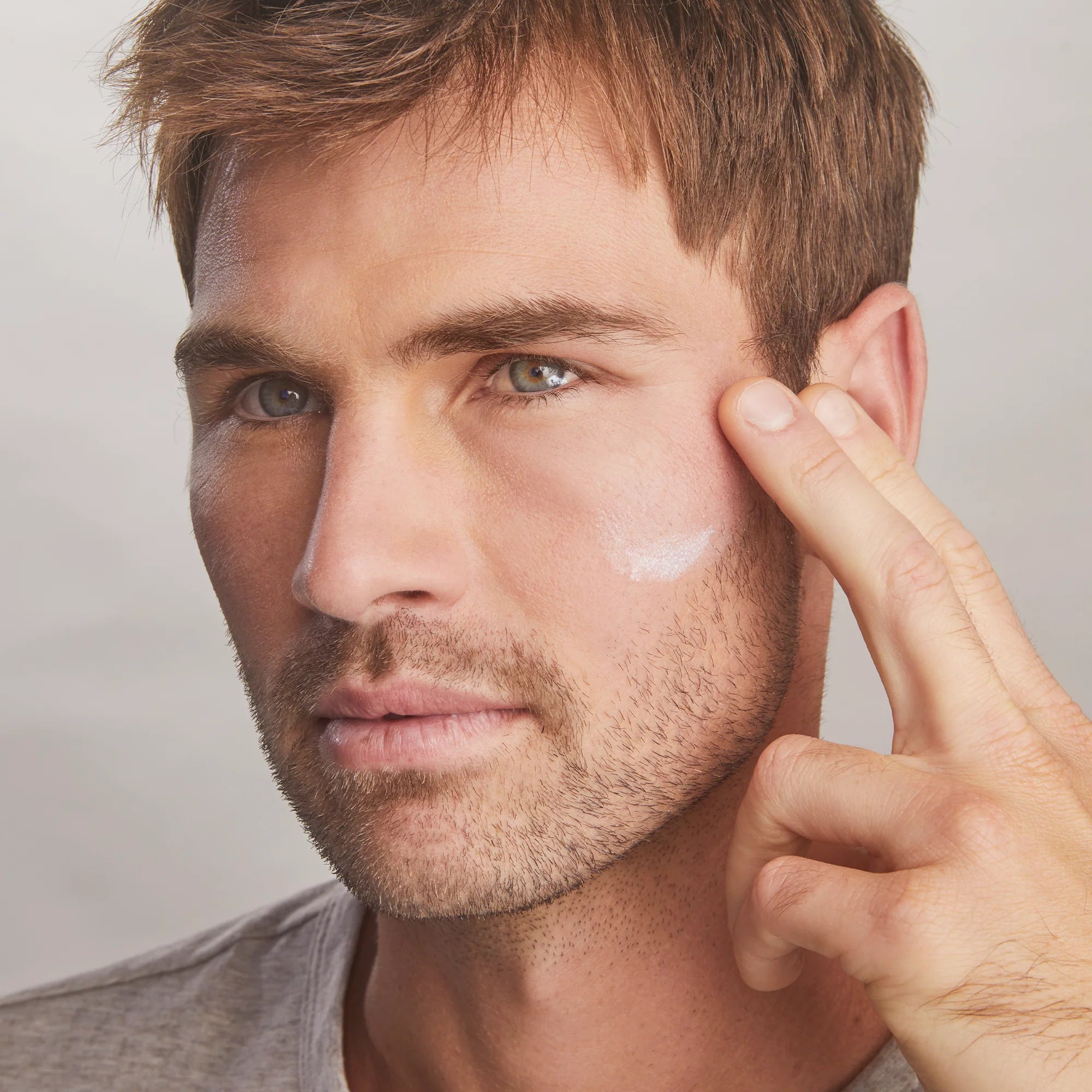 COLORESCIENCE EnviroScreen® No-Show™ Mineral Sunscreen SPF 50 - 50ml **HIS & HERS FAVORITE**
